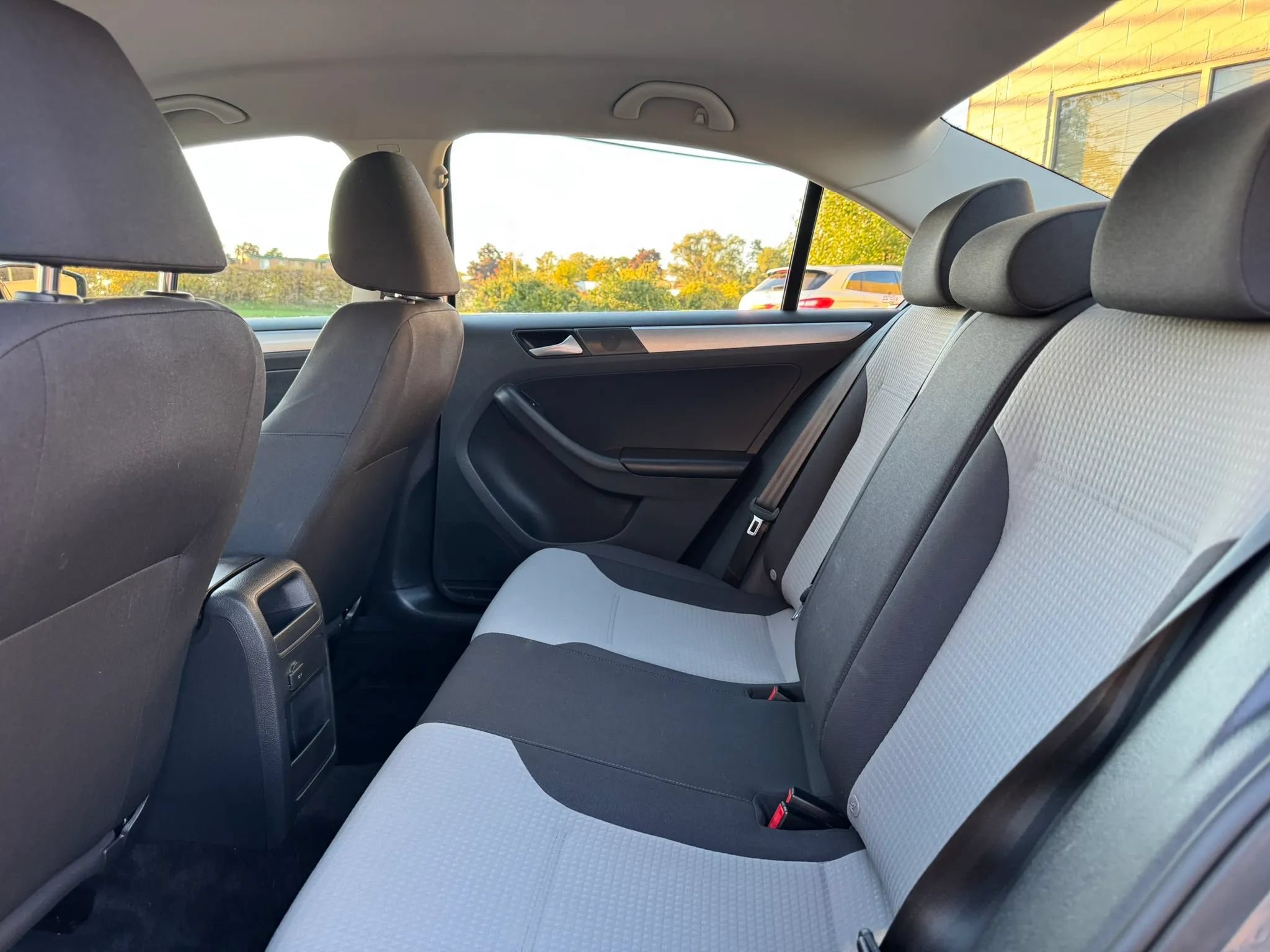 Used 2017 Volkswagen Jetta S FWD image 35