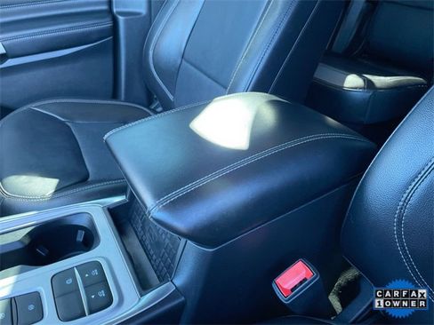 Used 2022 Ford Explorer Limited w/ Equipment Group 301A image 22