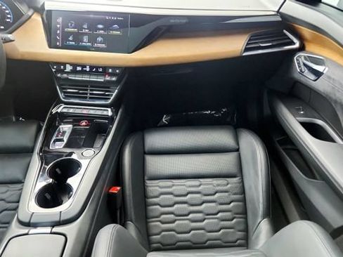 Used 2023 Audi e-tron GT Premium Plus AWD/4WD image 52