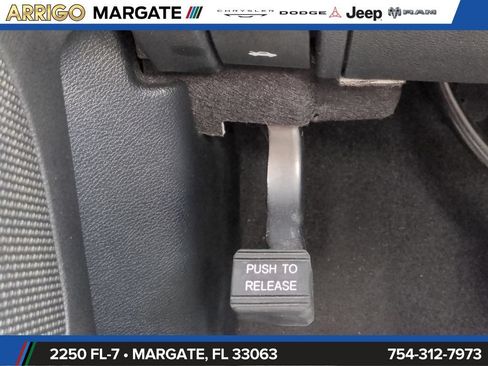 Used 2020 Dodge Durango GT RWD image 26