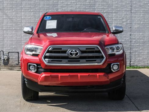 Used 2016 Toyota Tacoma Limited w/ Towing Package RWD image 5