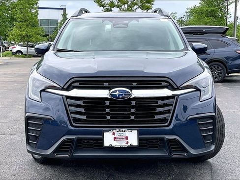 Certified 2025 Subaru Ascent Premium AWD/4WD image 2