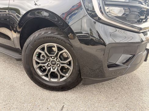 Certified 2025 Ford Expedition Active RWD image 2