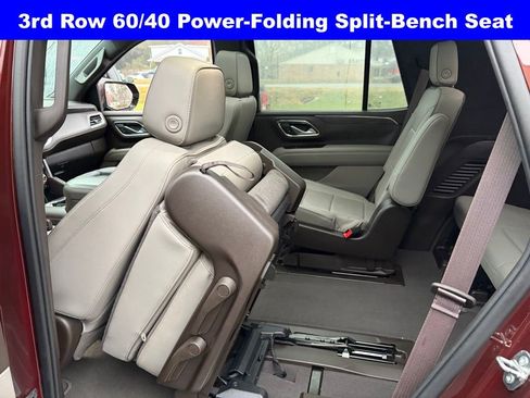 Used 2022 GMC Yukon SLT w/ SLT Premium Package image 28