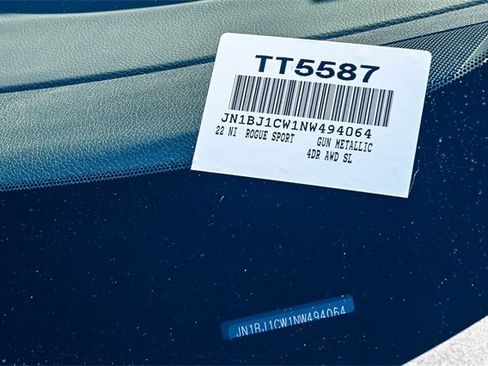 Used 2022 Nissan Rogue Sport SL image 30