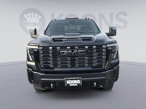 New 2026 GMC Sierra 3500 Denali Ultimate image 11