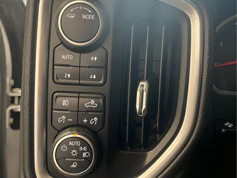 Used 2021 Chevrolet Silverado 2500 LTZ image 12