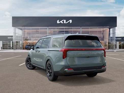 New 2027 Kia Carnival Hybrid FWD image 4