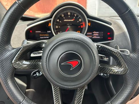 Used 2012 McLaren MP4-12C Coupe RWD image 17