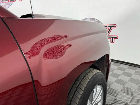 Used 2016 Chevrolet Silverado 1500 High Country w/ High Country Premium Package image 32