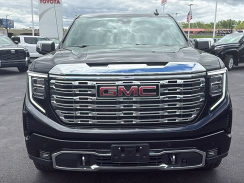 Used 2023 GMC Sierra 1500 Denali AWD/4WD image 2