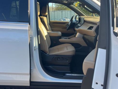 Used 2023 Chevrolet Tahoe Premier image 14