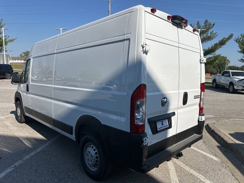 New 2026 RAM ProMaster 2500 w/ Convenience Group image 22