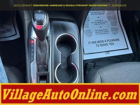 Used 2018 Chevrolet Equinox LT image 16