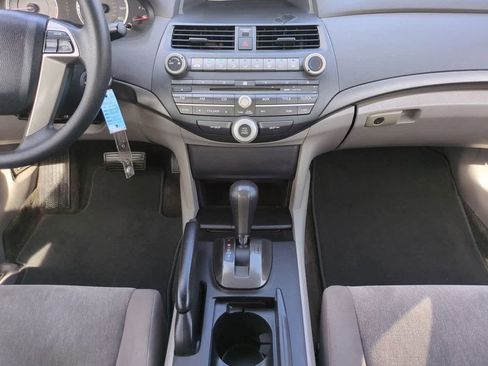 Used 2010 Honda Accord LX-P image 18