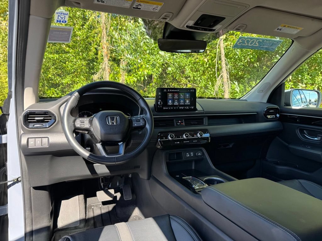 Certified 2023 Honda Pilot Touring image 10