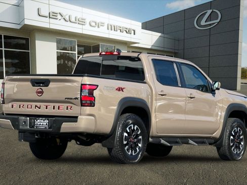 Used 2024 Nissan Frontier PRO-4X w/ Pro Convenience Package image 8