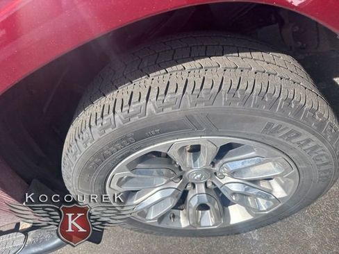 Used 2020 RAM 1500 Laramie w/ Sport Appearance Package AWD/4WD image 12