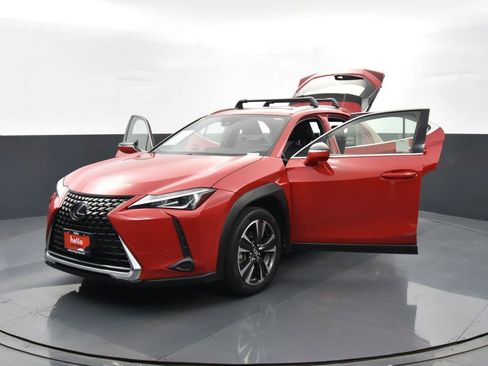 Used 2020 Lexus UX 250h w/ Premium Package image 40