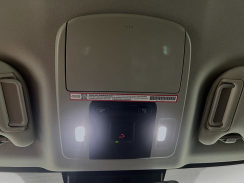 Used 2025 Toyota Camry LE image 21