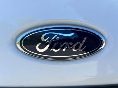 Used 2025 Ford Transit 250 148 Medium Roof RWD image 37