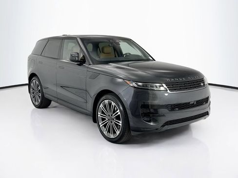 New 2026 Land Rover Range Rover Sport SE AWD/4WD image 3