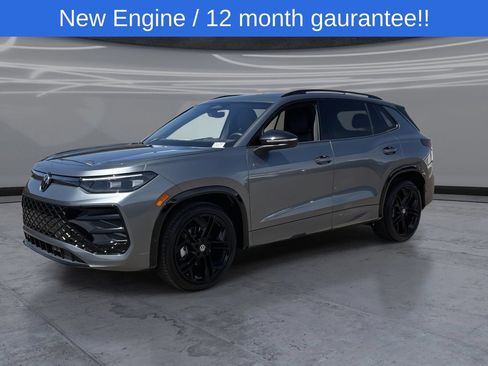 New 2026 Volkswagen Tiguan SE R-Line FWD image 3