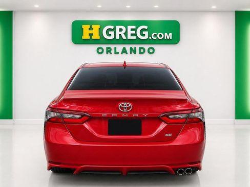 Used 2021 Toyota Camry SE FWD image 8