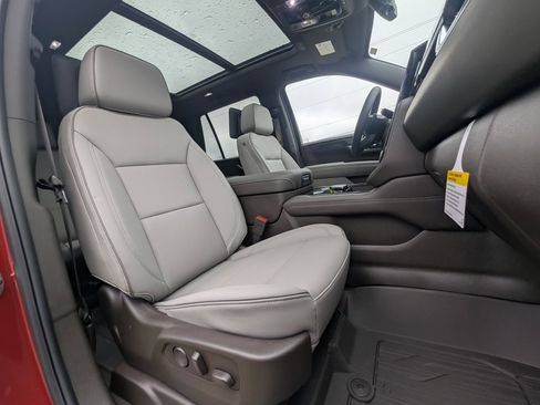 New 2026 GMC Yukon Elevation image 15