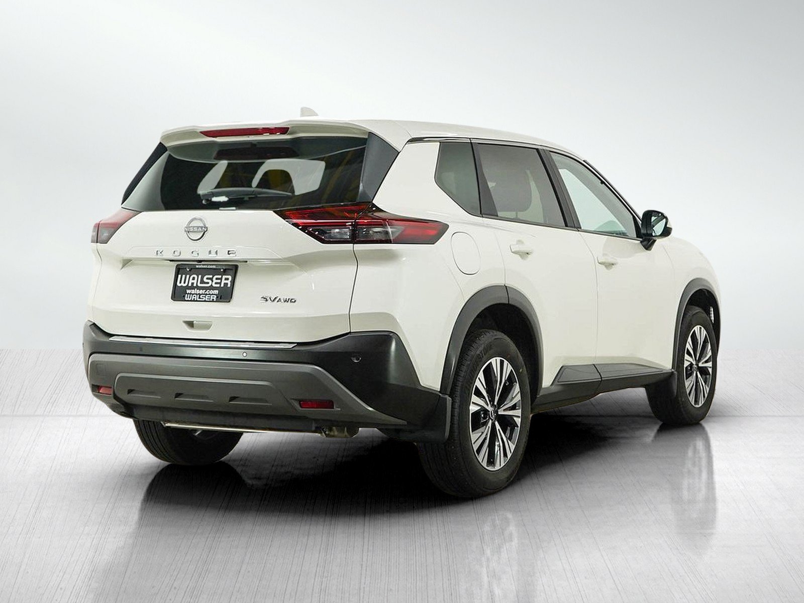 Used 2023 Nissan Rogue SV AWD/4WD image 6