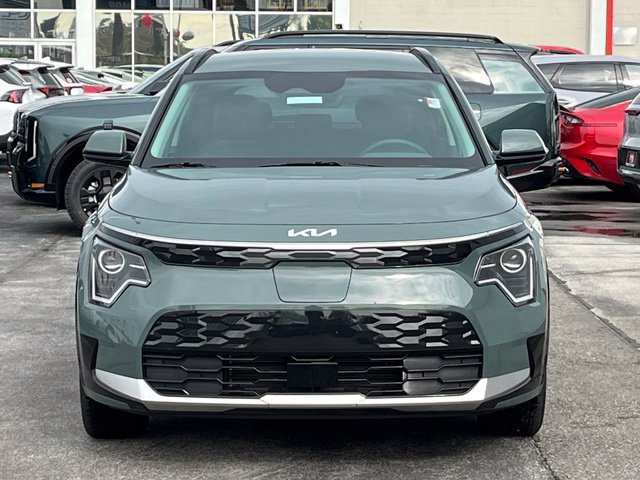 Certified 2025 Kia Niro Wind w/ Wind Preserve Package FWD image 16