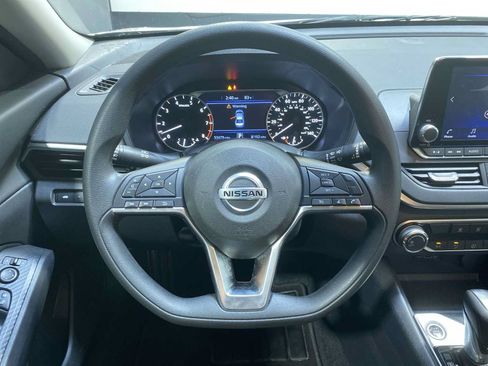 Used 2020 Nissan Altima 2.5 S AWD/4WD image 15