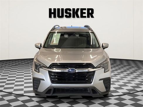 Used 2024 Subaru Ascent Premium w/ Convenience Package image 3