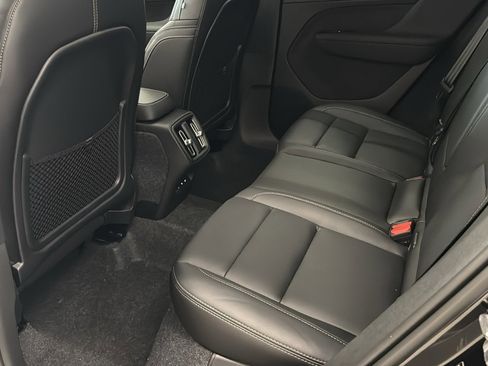 New 2026 Volvo XC40 B5 Ultra w/ Climate Package image 27