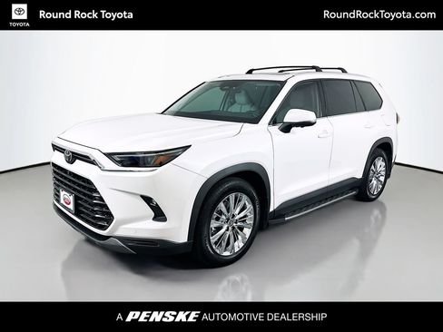 Used 2026 Toyota Grand Highlander AWD image 1