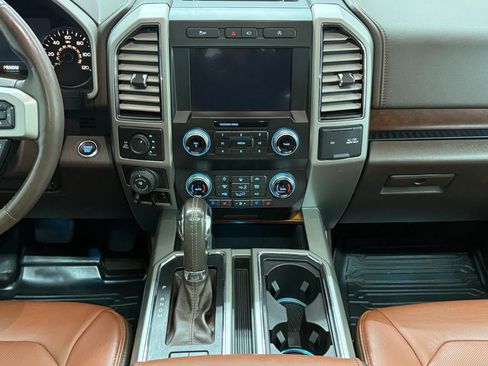 Used 2019 Ford F150 King Ranch image 26