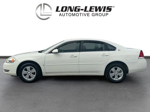 Used 2007 Chevrolet Impala LT FWD image 2