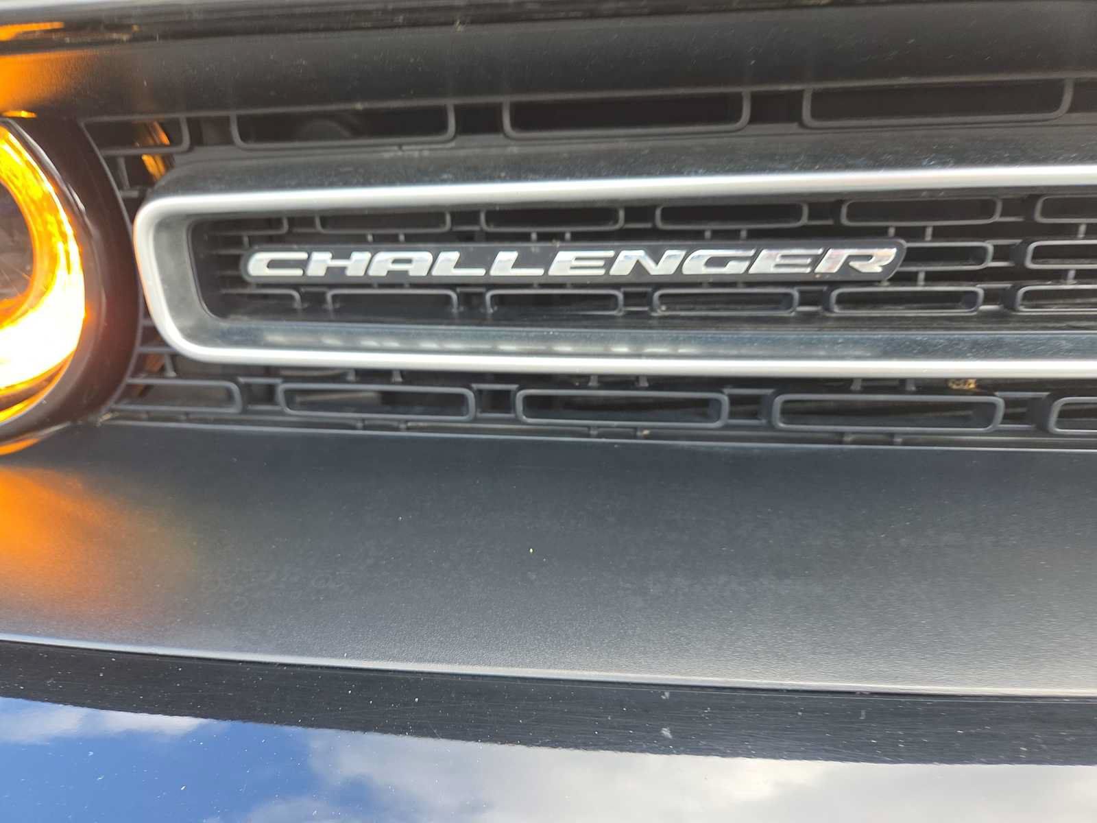 Used 2015 Dodge Challenger SXT w/ Sound Group RWD image 15
