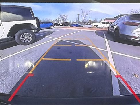 Used 2022 Chevrolet Equinox LT image 30