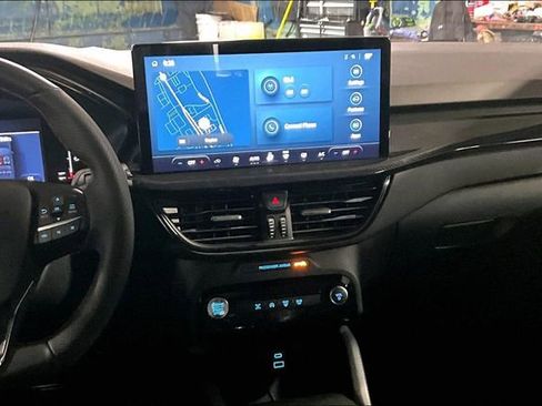 Used 2023 Ford Escape ST-Line w/ Tech Pack #1 image 6