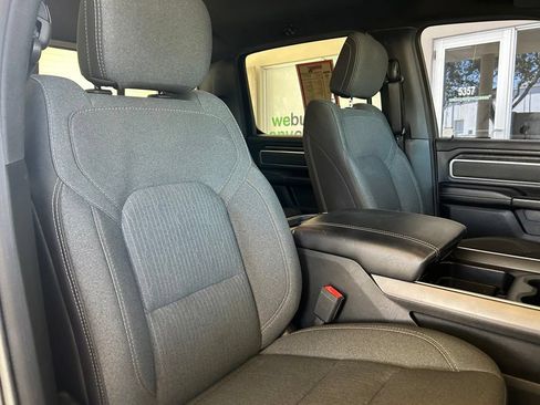 Used 2020 RAM 1500 Big Horn AWD/4WD image 25