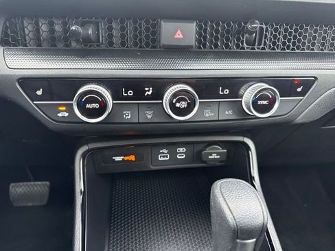 Certified 2025 Honda CR-V EX image 33