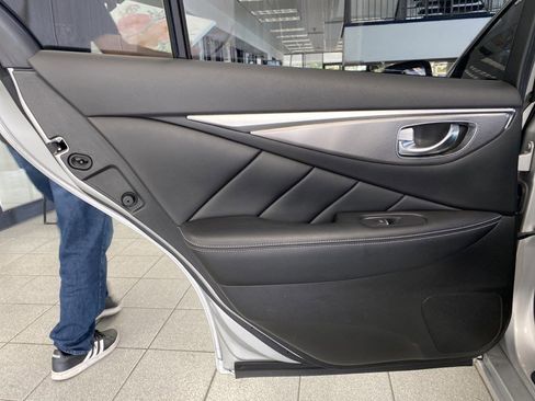 Used 2015 INFINITI Q50 Premium w/ All Weather Package image 17