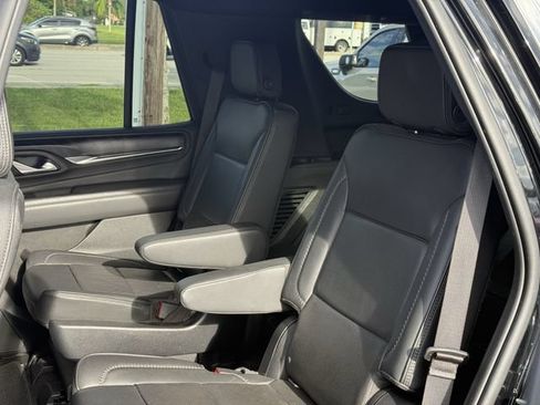 Used 2022 GMC Yukon Denali w/ Denali Premium Package RWD image 30