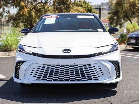 Certified 2026 Toyota Camry XSE AWD/4WD image 2