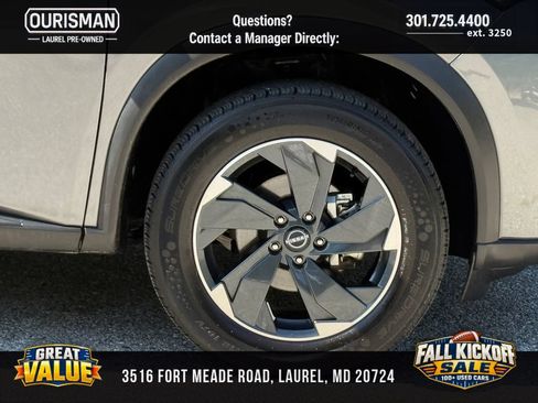 Used 2025 Nissan Rogue SV AWD/4WD image 8