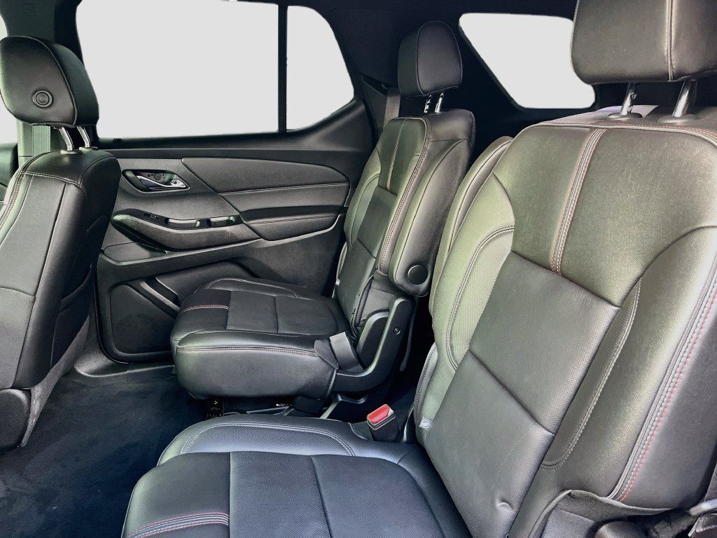 Used 2023 Chevrolet Traverse RS AWD/4WD image 26