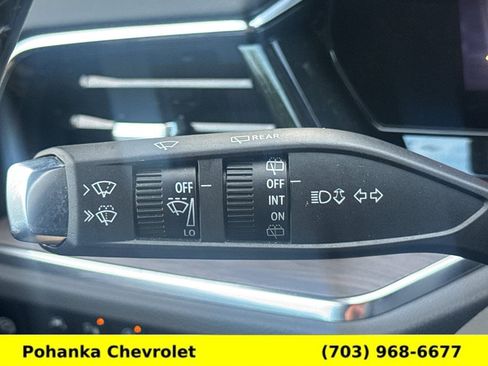 Certified 2026 Chevrolet Suburban LS AWD/4WD image 10