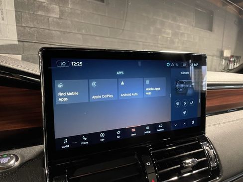 Used 2024 Lincoln Navigator Reserve image 52