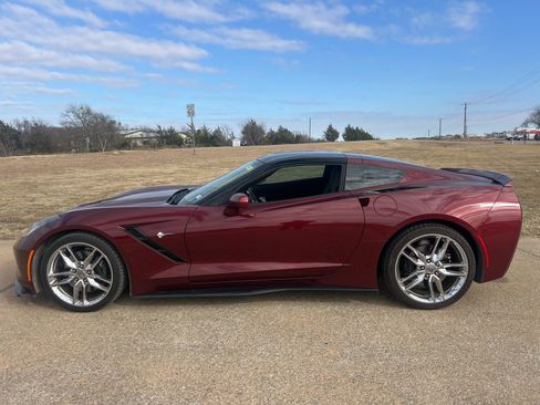 Used 2016 Chevrolet Corvette Stingray Coupe w/ 2LT Preferred Equipment Group image 6